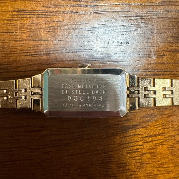 Seiko Gold & Diamond Rectangular Watch - Picture 5 of 7